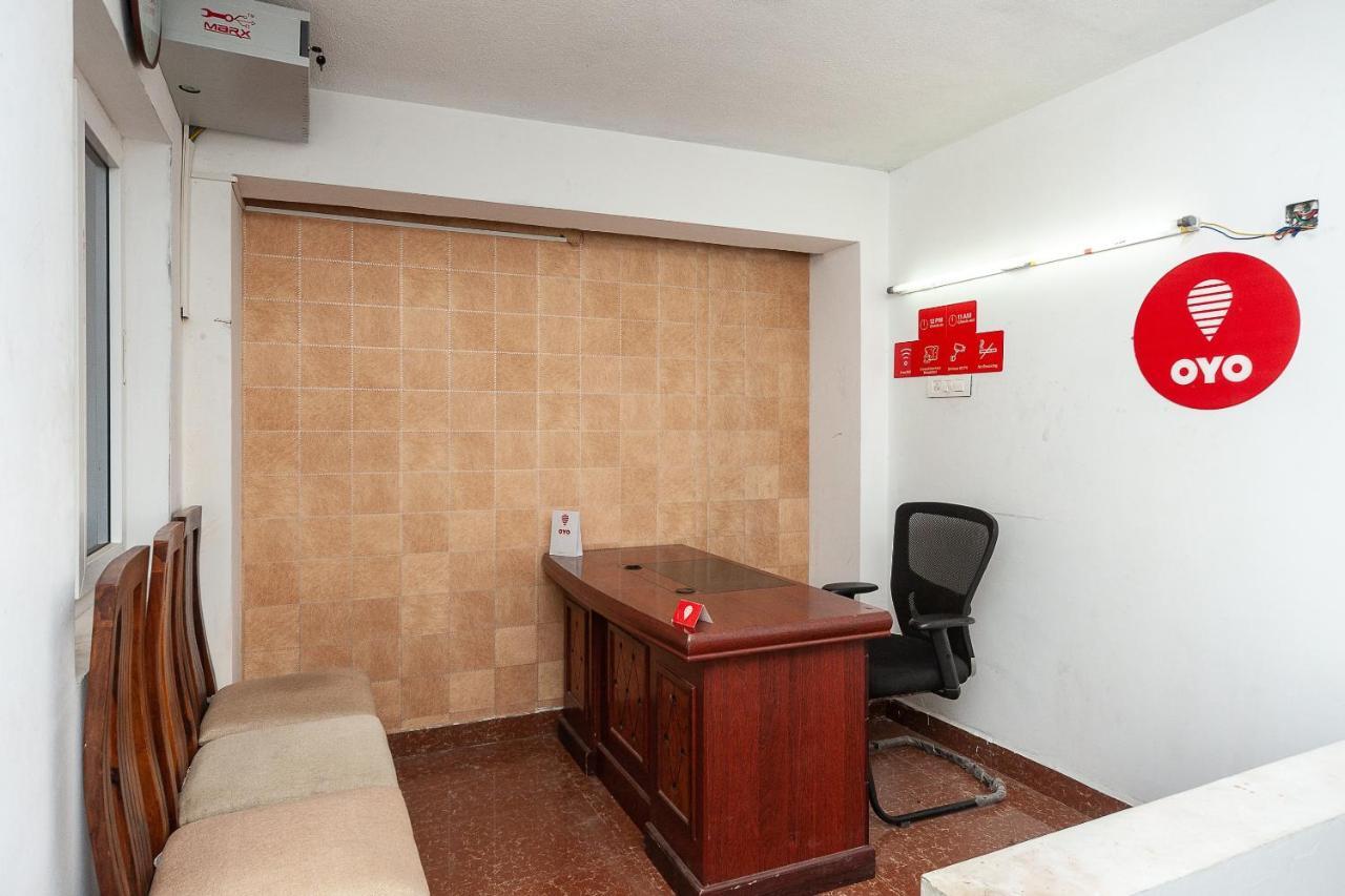 Oyo 29859 Rds Guest House Ambur Exteriör bild
