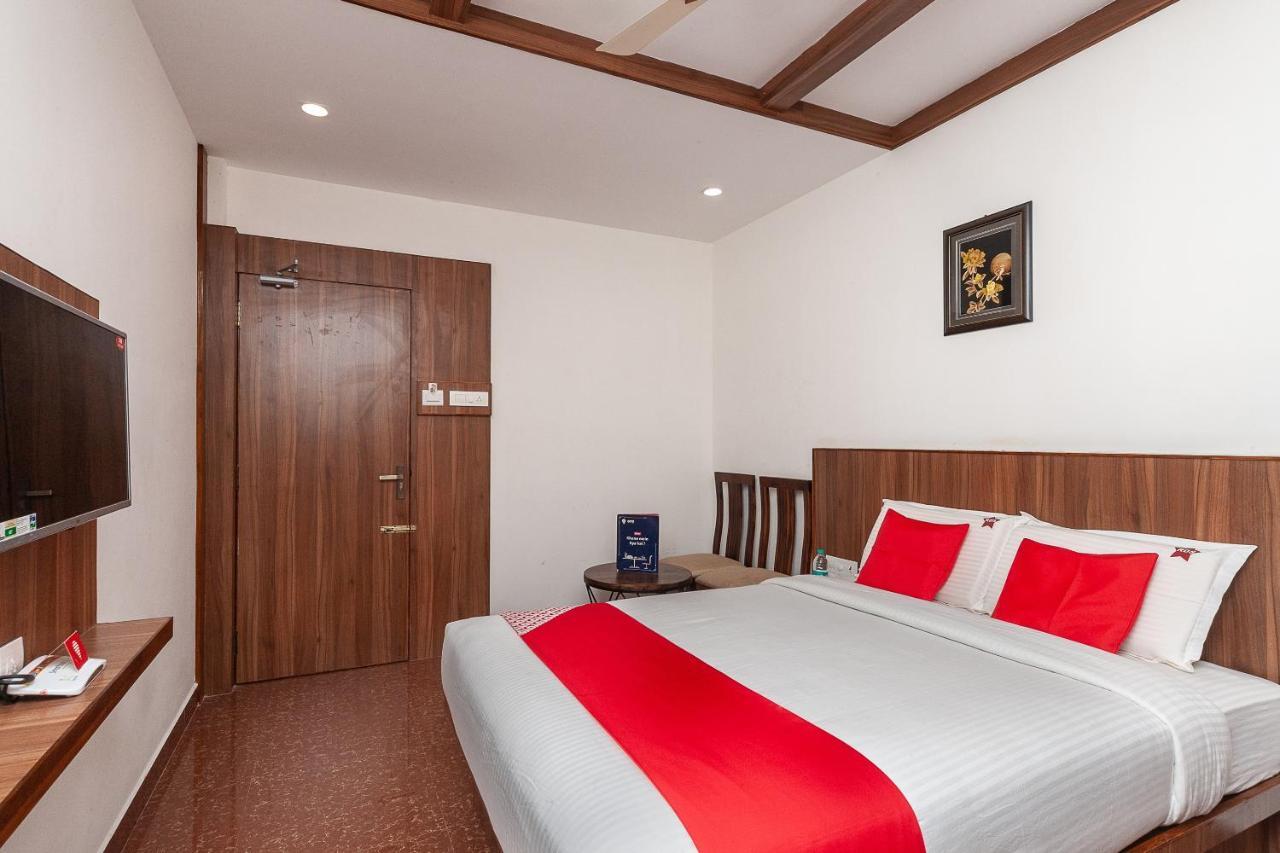 Oyo 29859 Rds Guest House Ambur Exteriör bild